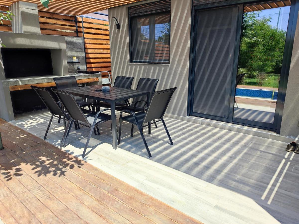 Mosquito Luxury Studio Keramoti  Luaran gambar