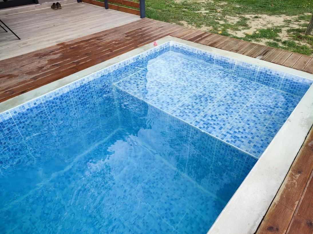 Mosquito Luxury Studio Keramoti  Luaran gambar
